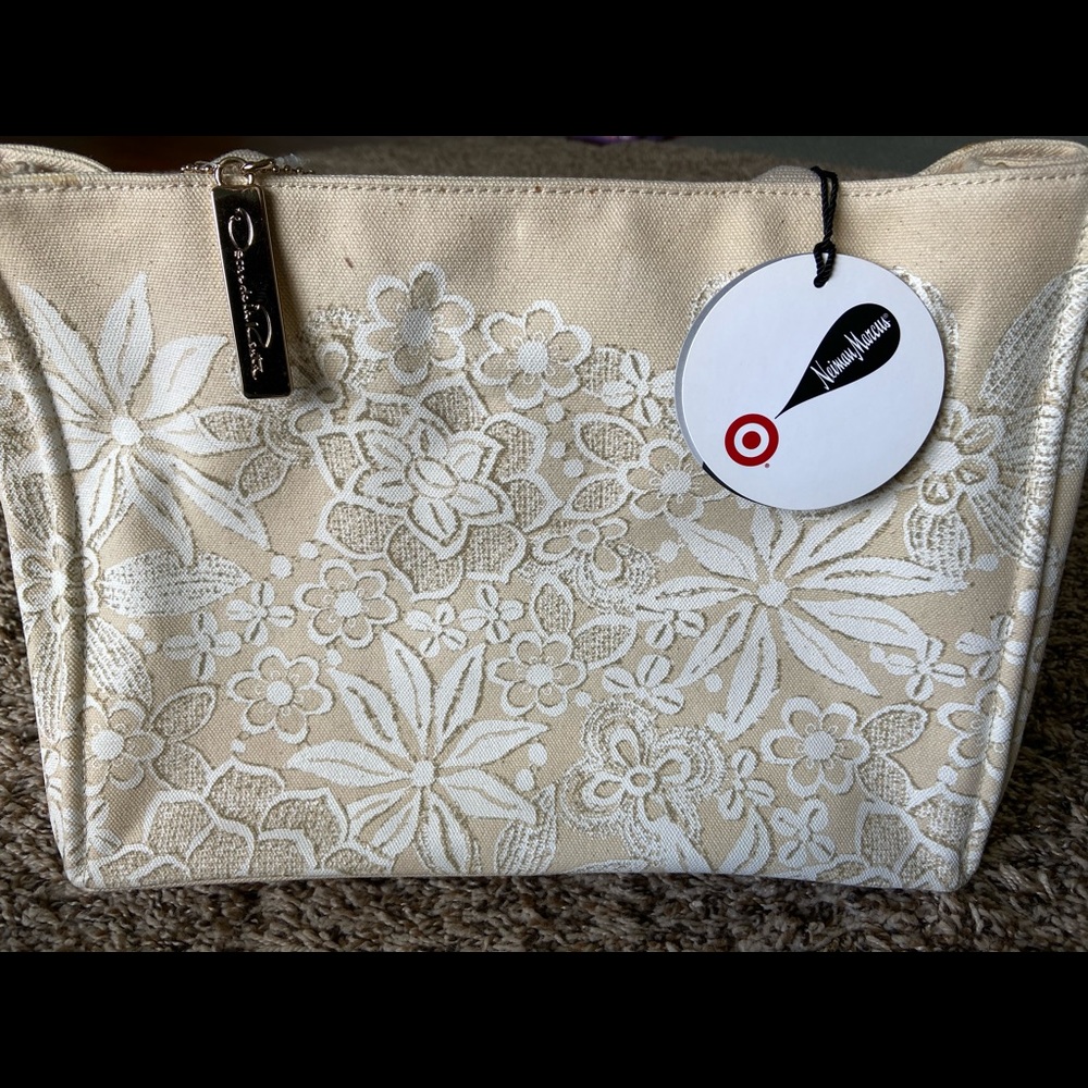 Canvas tote